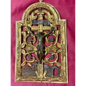 Baroque Wall Crucifix – Christ On A Carved Background In Openwork Gilded Wood 18th Century