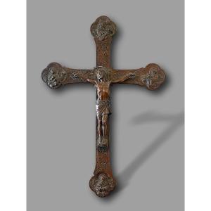 Crucifix In Patinated Bronze - Paris Edition, Rue Du Vieux-colombier - Marked B.h.m.