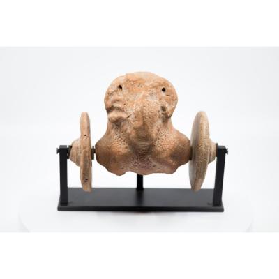 Zoomorphic Tank Representing A Ram - Terracotta. Mesopotamia, 2nd Millennium Acn