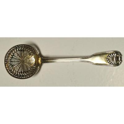 In Sterling Silver Shaker Paris 1819-1838