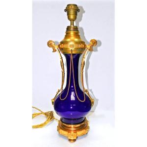 Oil Lamp In Opaline And Gilt Bronze Mounted In Electric Lamp