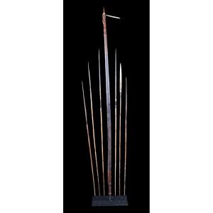 Bow And 6 Arrows, Weapons, Tribal Art, Oceanic Art, Papua New Guinea, Approx. 192 Cm