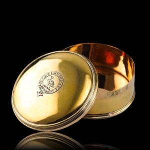 Antique Solid Silver Gilt Circular Tobacco Snuff Box - 18th Century