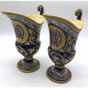 Rare Pair Of Antique Pitchers In Italian Majolica XVIII Faenza Caltagirone