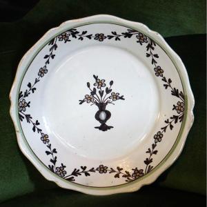 18th Century Plate / Nevers Earthenware 