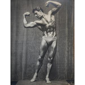 Circa 1950 / Studio Arax / Gregor Arax (1897–1975) / Vintage Silver Gelatin Print / Bodybuilder
