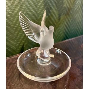 Lalique: Dove With Spreaded Wings 