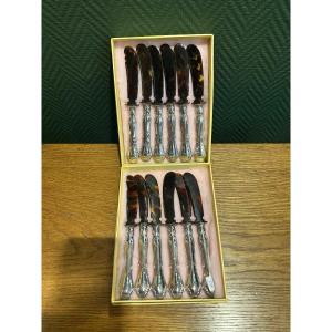 12 Caviar Knives