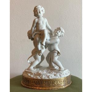 Group Of 3 Putti In Biscuit Porcelain From Saxony Meissen XIX
