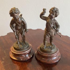 Pair Of Bronze Cherubs Or Putti On A Marble Base, 19th Century