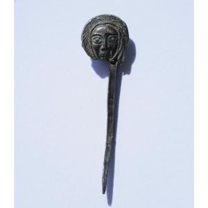 Medieval Badge Fragment : Female Face