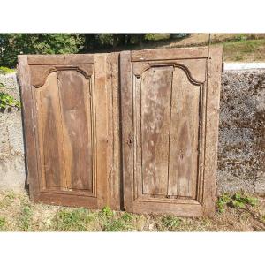 Pair Of Louis XV Cupboard Doors In Walnut - 18th Century