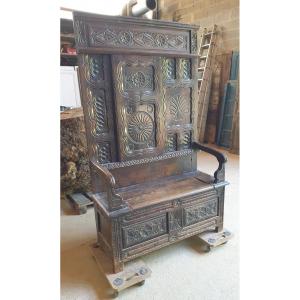 Oak And Walnut Storage Bench - 18th Century