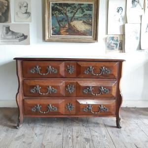 18th Century Mazarine Commode In Walnut 