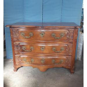 18th-century Lyonnais Walnut Chest Of Drawers 