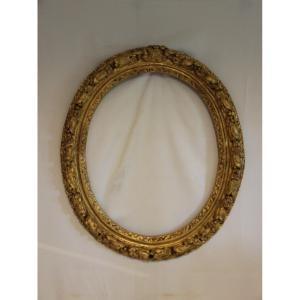17th Century Oval Frame