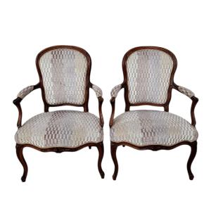 Pair Of Louis XV XVIIIe Period Walnut Cabriolet Armchairs