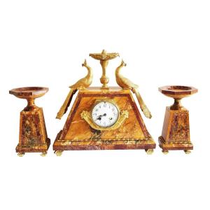 Couple Of Peacocks At The Fountain Art Deco Pendulum, Gilt Bronze And Yellow Marbles