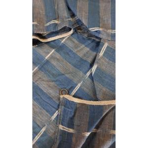 18th Century Flamed Curtain And Bed Surround 