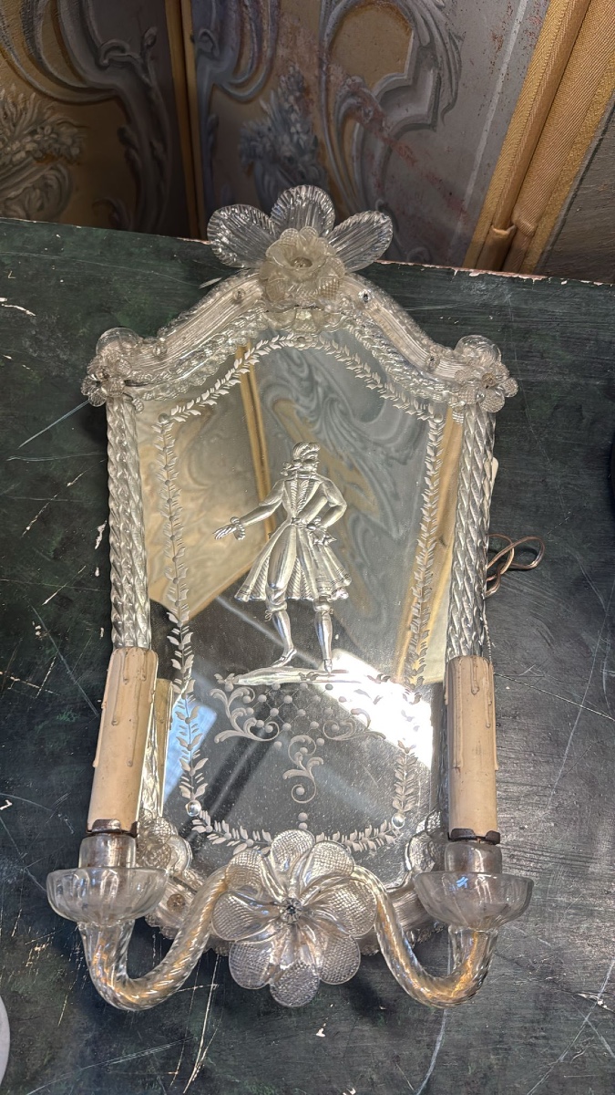 Coppia di applique veneziane con doppio lume.
