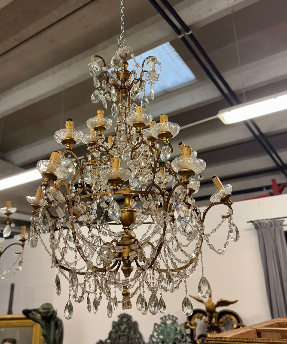 Coppia di lampadari toscani in ferro dorato