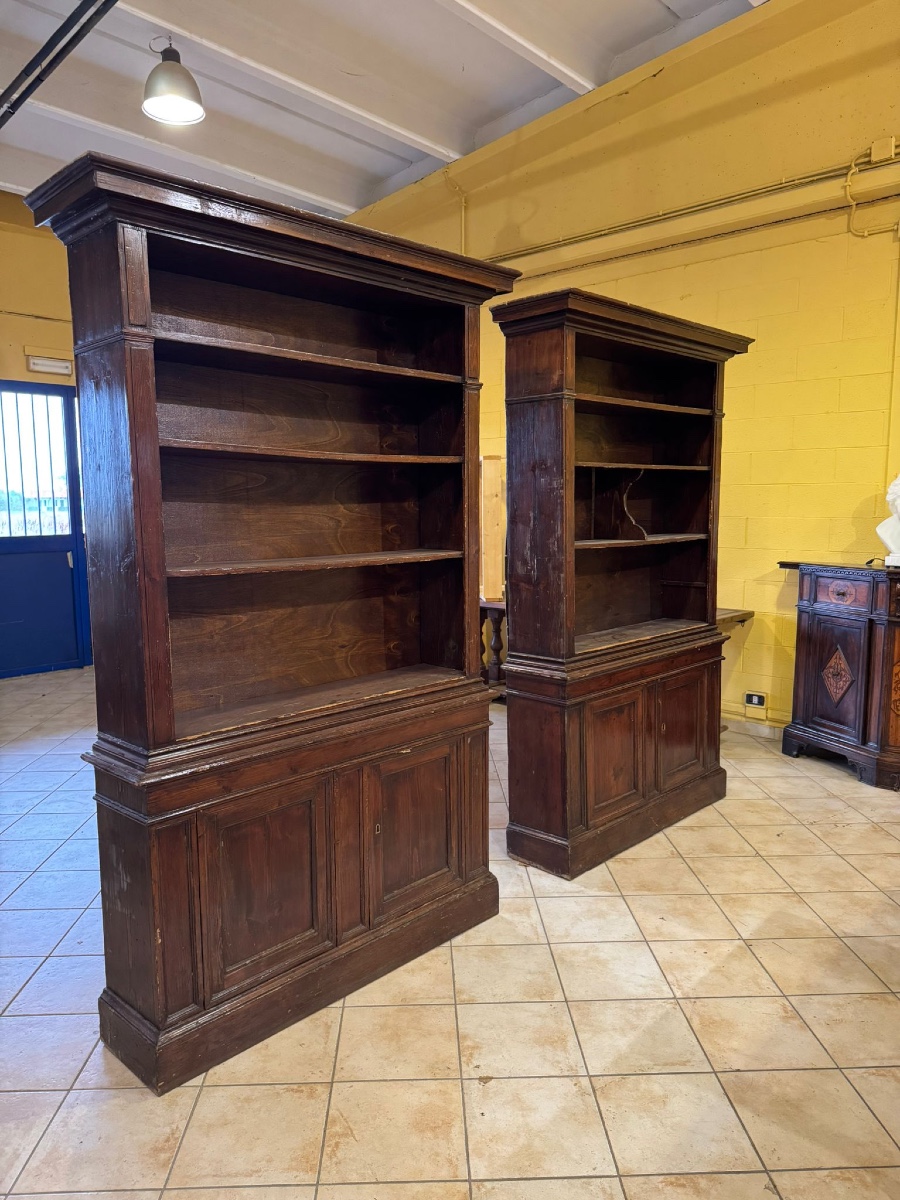Coppia di librerie a giorno in legno naturale.-photo-2