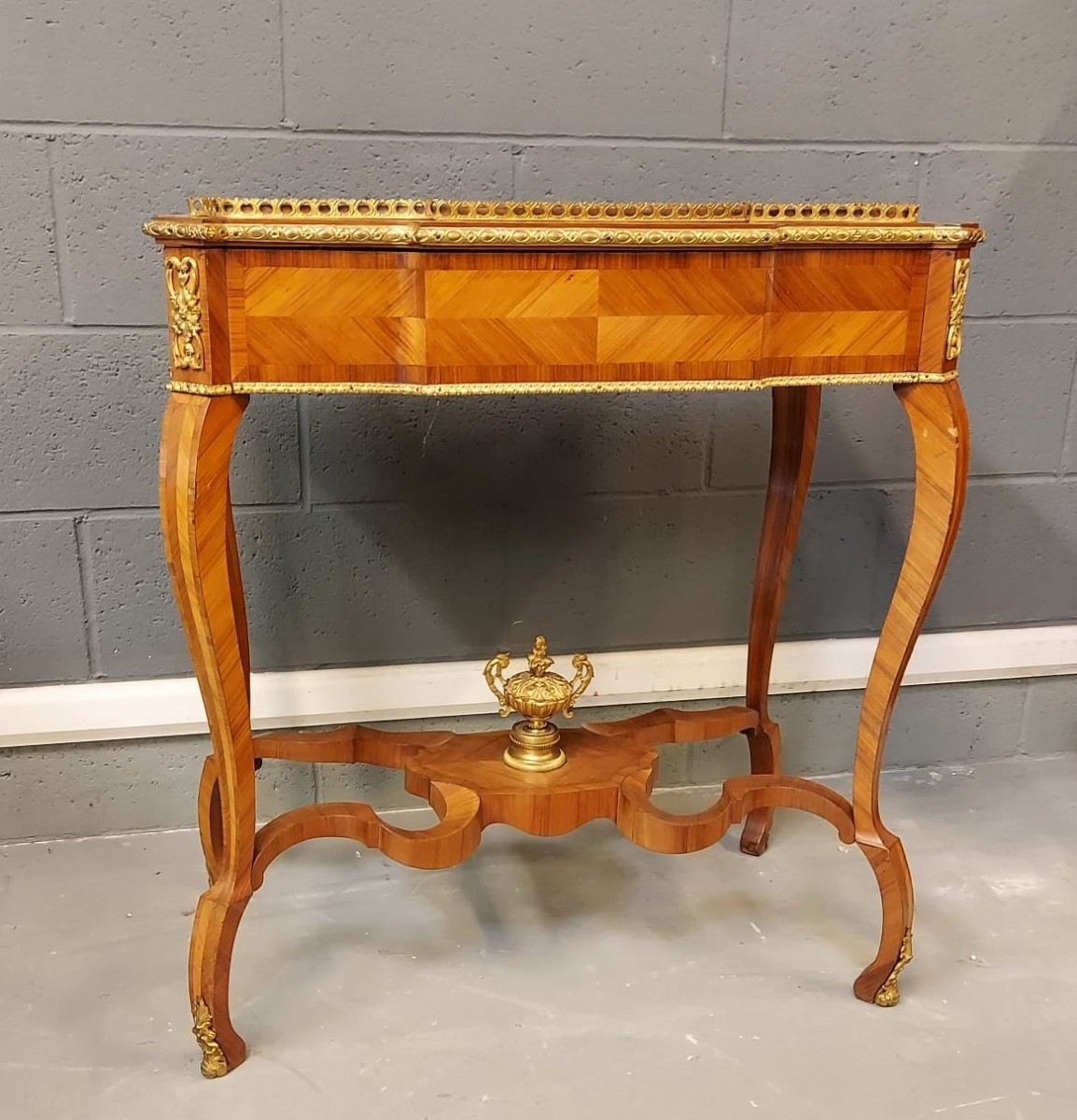 Tavolino fioriera stile Napoleone III