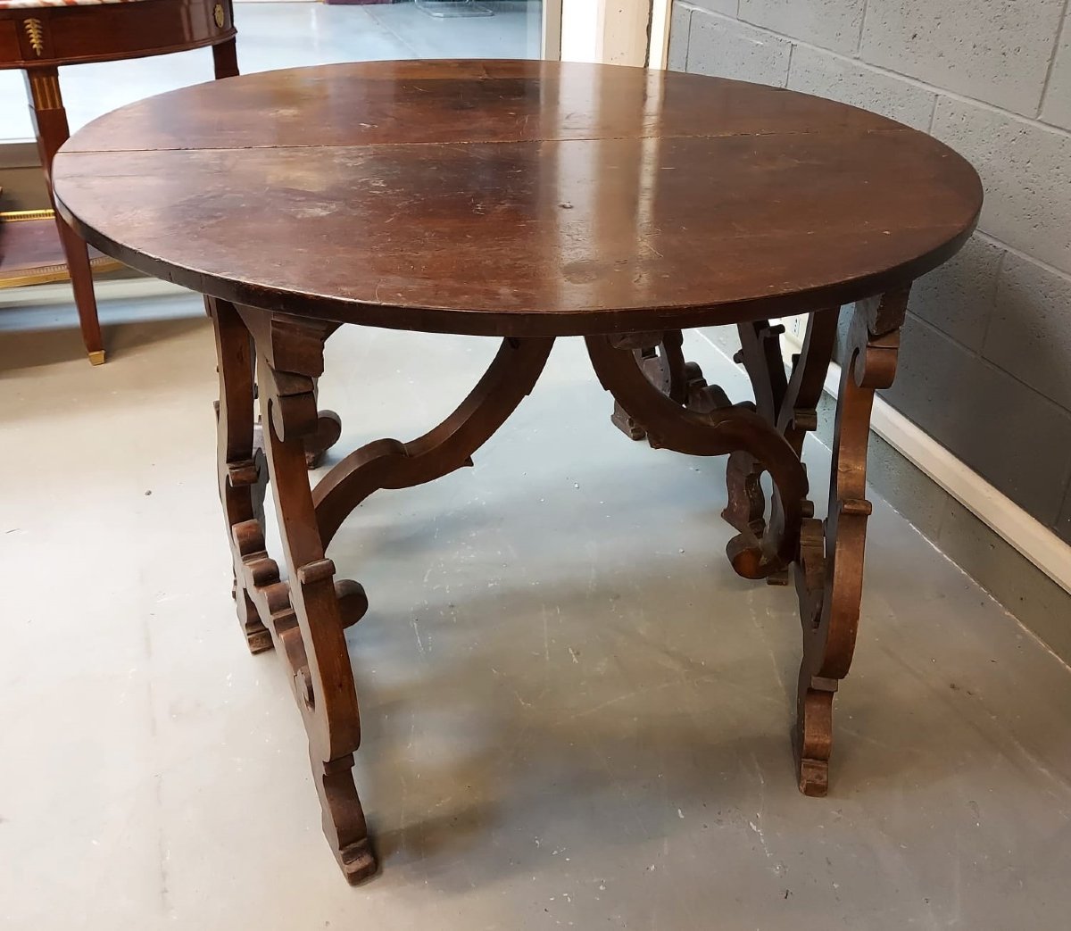 Coppia di consoles a mezzaluna-photo-3