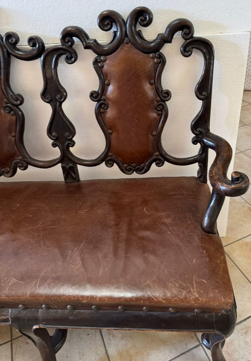 Divano in legno e pelle, Portogallo XVIII secolo -photo-4