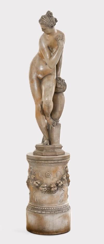 Scultura in terracotta dipinta raffigurante Venere