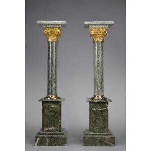Pair Of Columns In Green Estours Marble With Corinthian Capitals