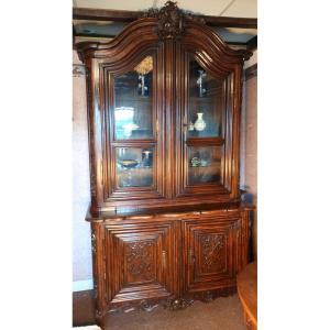 Exceptional Louis XV Provençal 18th Century Two-body Furniture, 18th Walnut Two-body Furniture