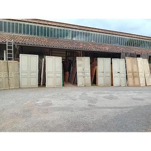 Important Suite Of Double-sided Communication Doors In Oak, And Various Woodwork, Shutters