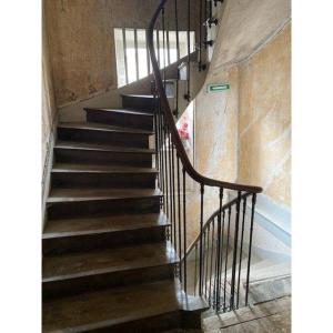 Grand Staircase 19 Eme On 2 Floors 7 Meters, Oak Woodwork English Al Handrail