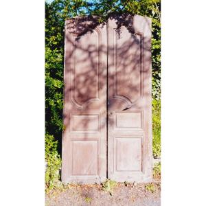 Large Pair Of Doors From The 18 Eme Century