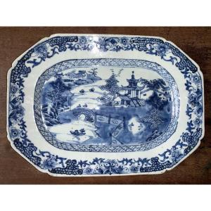 Rectangular Chinese Dish In Blue And White Porcelain, 18th Century