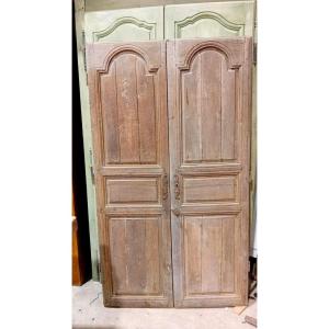 Small Pair Of Oak Cupboard Doors, Louis XIV Style Rounded Woodwork