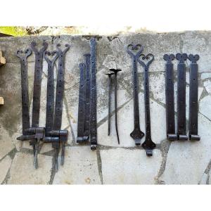 Set Of Antique 18th Century Wrought Iron Shutter Hinges