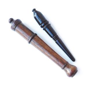 Lot Of Two Needle Cases In Turned Wood Late 19th Century Early 20th Century