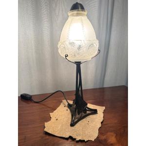 Tulip With A Bell-shaped Cover, Art Deco Period