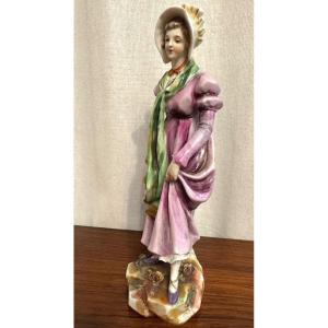 The Elegant Porcelain