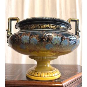 Sarreguemines Art Nouveau Style Pot