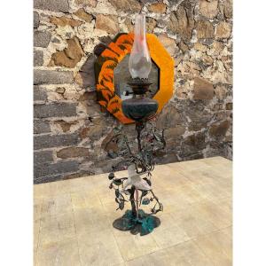 Oil Lamp With Heron Decoration 