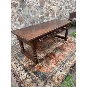 Large 17th-century Spanish Table 