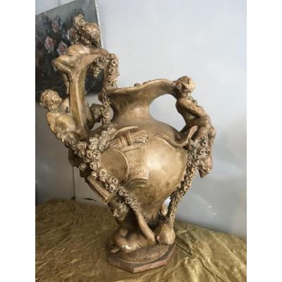 Important Ewer In Terracotta With Cherub Decor