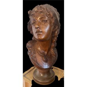 Unsigned Wooden Bust Of Rodin's Suzon Model 