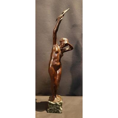Woman Waving A Flag, Bronze - Floris De Cuyper