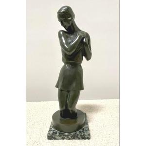 Bronze Sculpture, The Elegant Art-deco, Signed A. Bonnetain Dated 1932