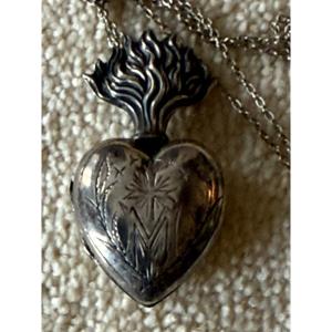 Small Heart Of Mary "ex Voto" In Silver 19th Century