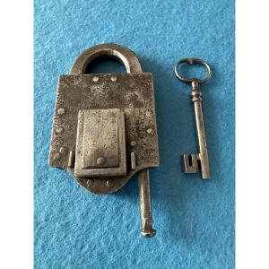 Secret Padlock And Its Wrought Iron Key Late 18th Century 